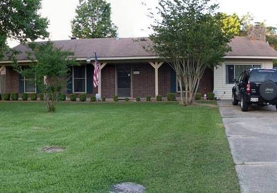 1st image of 8503 Parkdale Dr