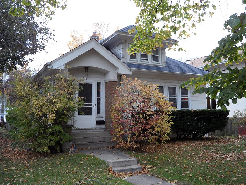 1st image of 338 E Beaumont Ave