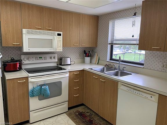 5th image of 13276 White Marsh Ln #3514