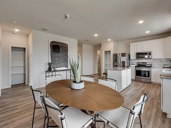 7th image of this home