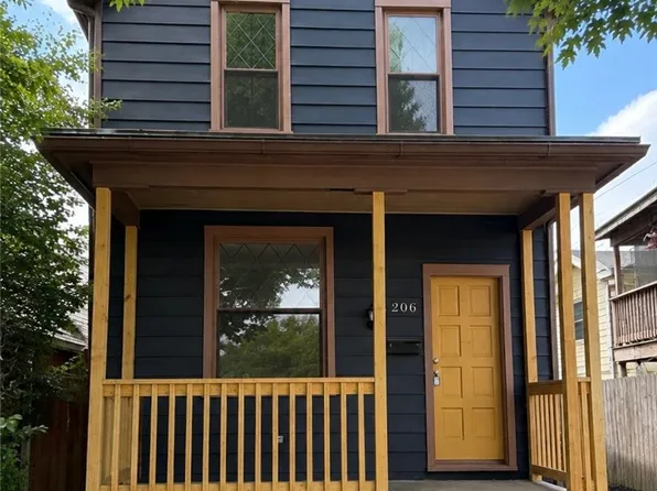206 3rd St, Freeport, PA 16229