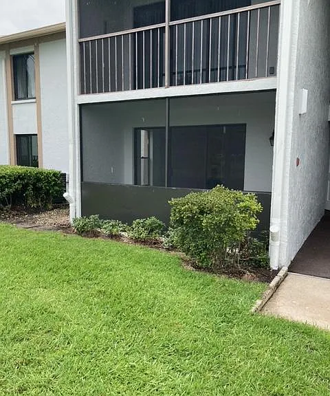 953 Courtyard Ln #61 — Photo 21