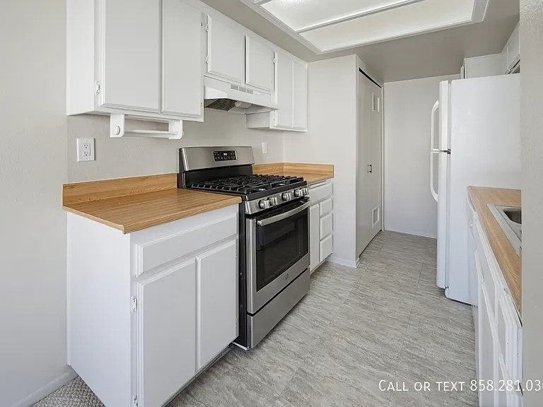 9356 Twin Trails Dr #201 — Photo 9