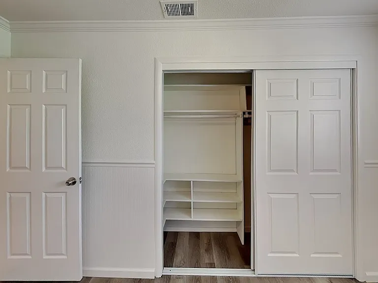 6830 Harmon Dr — Photo 20