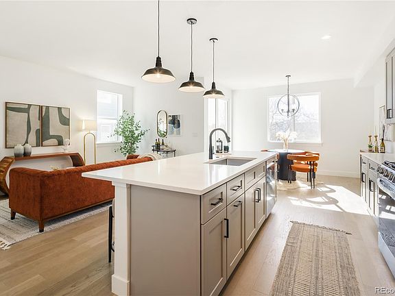 3rd image of 4650-4656 W 9th Avenue