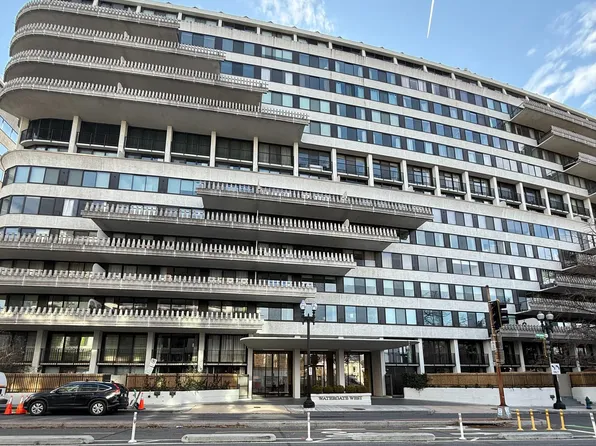 2700 Virginia Ave NW #604, Washington, DC 20037