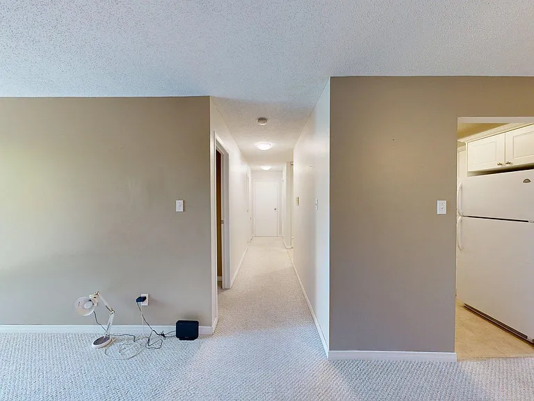 729 Deveron Cres #208 — Photo 16