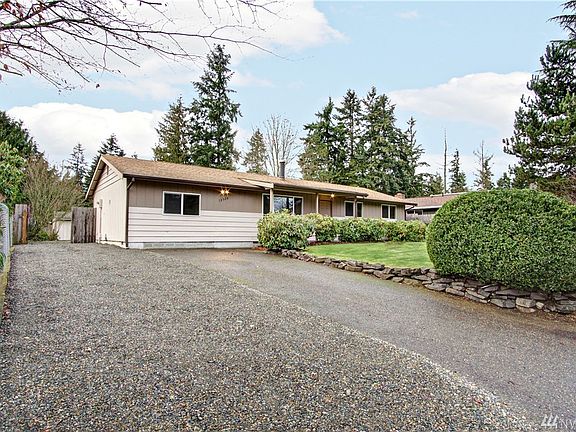 3rd image of 12520 108th Avenue Ct E