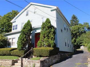 101 McKinley Ave, Norwich, CT 06360