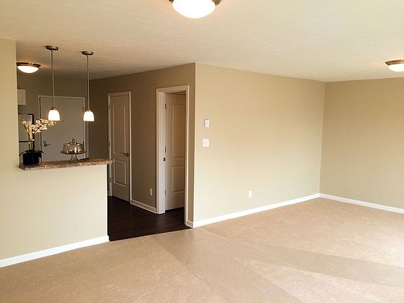 4th image of 414 N Lake Pine Dr #414-4