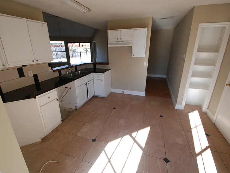 3634 San Remo Dr — Photo 9