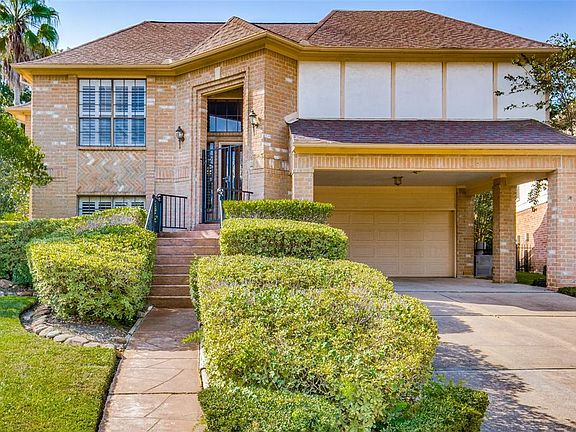 2nd image of 2323 Sand Ct