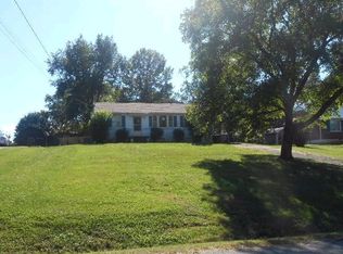 335 Melpar Dr, Nashville, TN 37211