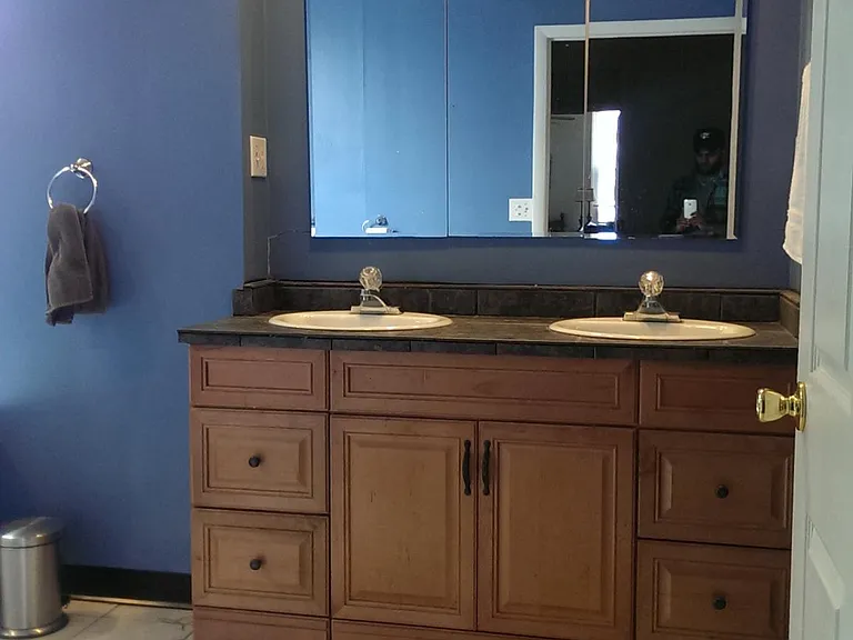536 Gross St — Photo 3