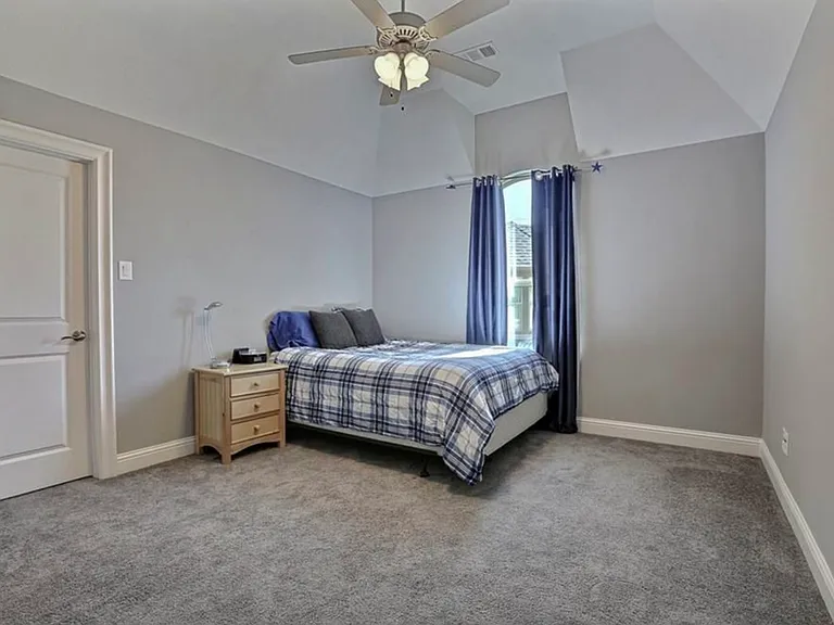 127 Whispering Hills Ct — Photo 25