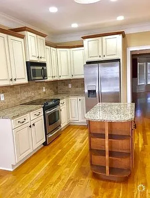 155 Trinity Pond - 155 — Photo 3