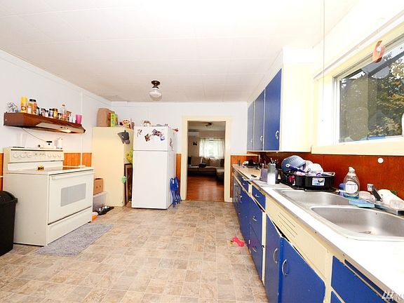 4th image of 314 W Harris Ave