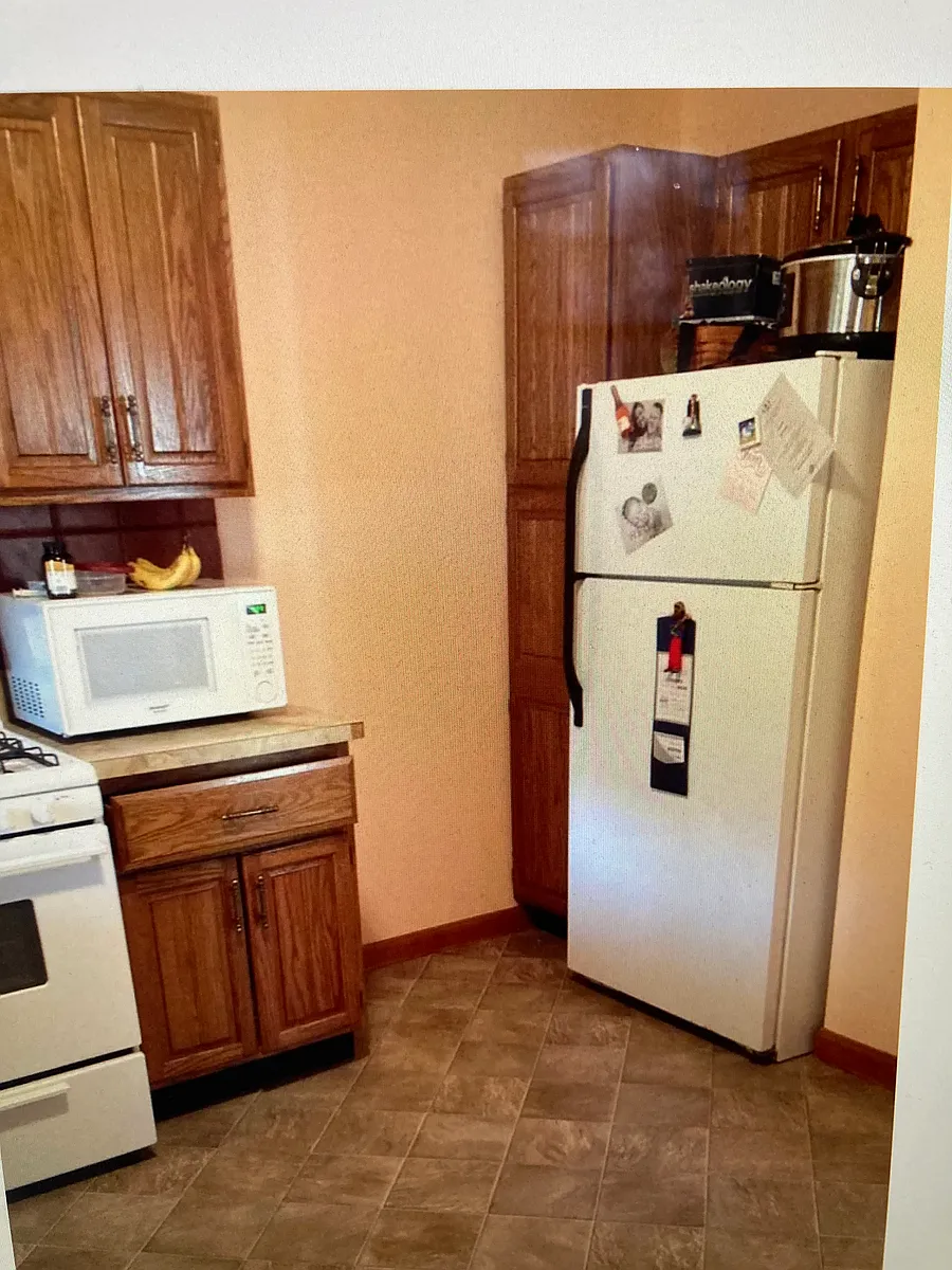 Building Photo - 336 Lagrange St #1