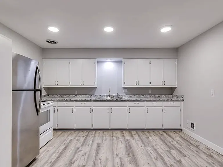 Parks Edge Apartments — Photo 18