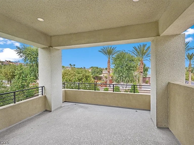 65 Garibaldi Way — Photo 37