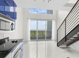 60 SW 13th St APT 3213, Miami, FL 33130