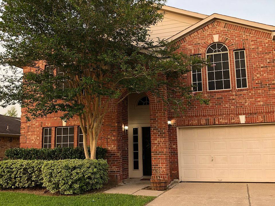 1st image of 8010 Blackcherry Ln