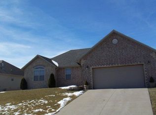 3261 N Ohara Ave, Springfield, MO 65803