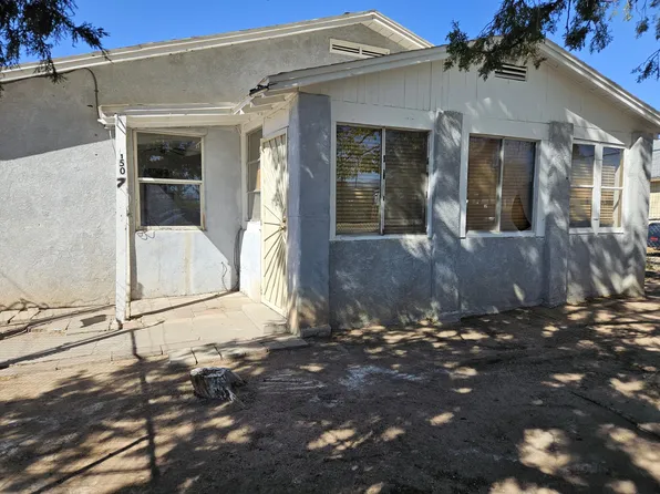 1507 3rd St NW, Albuquerque, NM 87102
