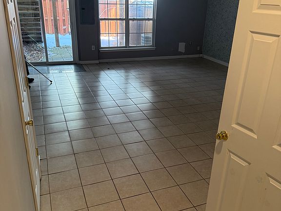 2nd image of 15760 Nimes Ct