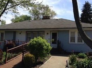 411 5th St NE, Barberton, OH 44203