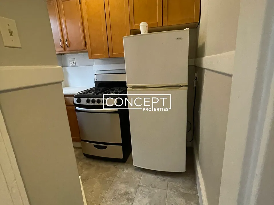 48 John F Kennedy St #15B