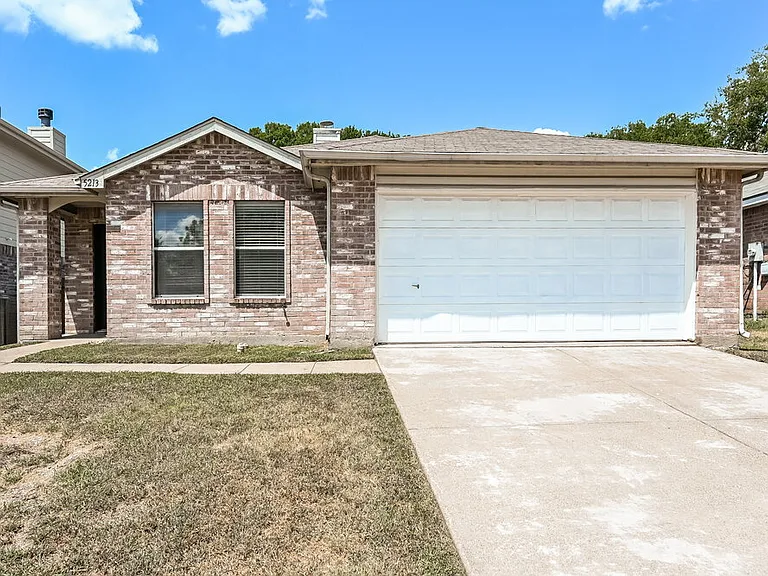 5213 Bedfordshire Dr — Photo 1