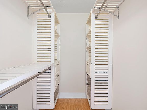 3rd image of 2401 Pennsylvania Ave APT 710