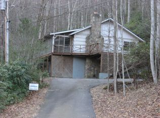 230 Rosemary Ln, Burnsville, NC 28714