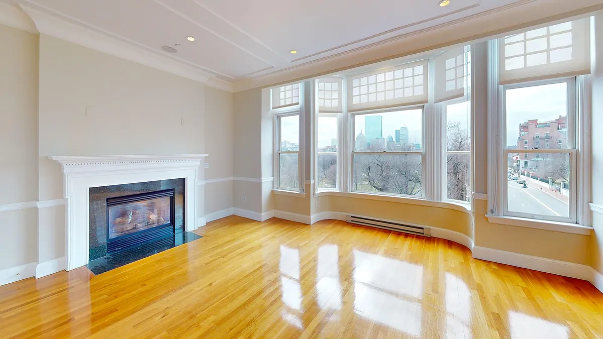 Building Photo - 22 Beacon St #3