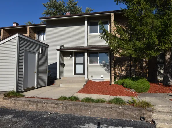 853 Oakside Ln, University Park, IL 60484