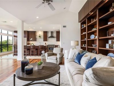 1000 Liberty Park Dr APT 304, Austin, TX, 78746