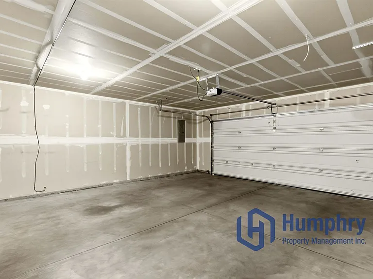 3527 E Hand Cart Ln — Photo 41