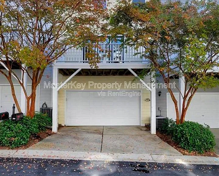 316 Kinellan Ln — Photo 37
