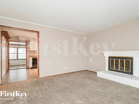 3rd image of 2365 Grants Pkwy