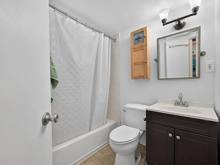 1330 New Hampshire Ave NW #909 — Photo 8