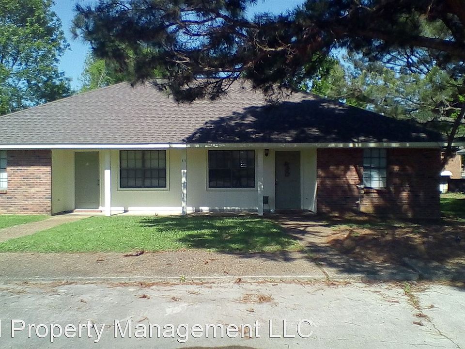 1st image of 111 Logan Dr APT B