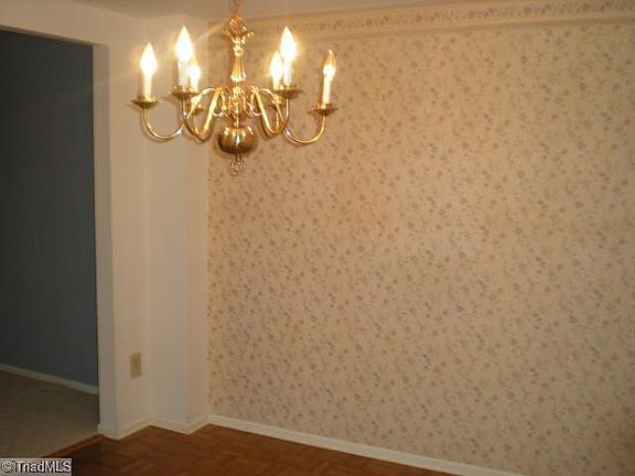 5th image of 5007 Lawndale Dr APT A