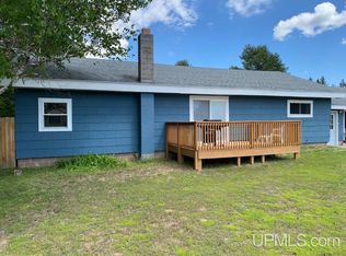 N6356 Connors Rd, Munising, MI 49862