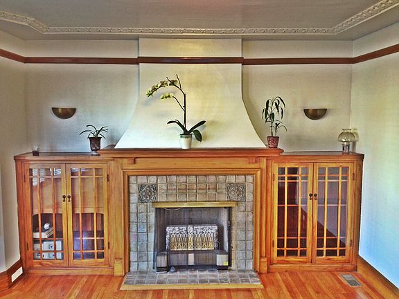 3rd image of 315 Byxbee St