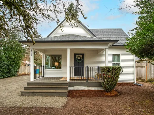 109 E Cushman St, Yacolt, WA 98675