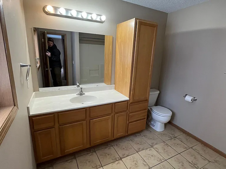 425 Cedar Pl — Photo 9