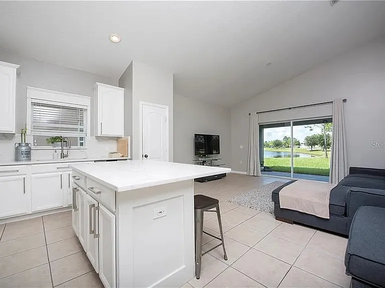3135 Dasha Palm Dr — Photo 9