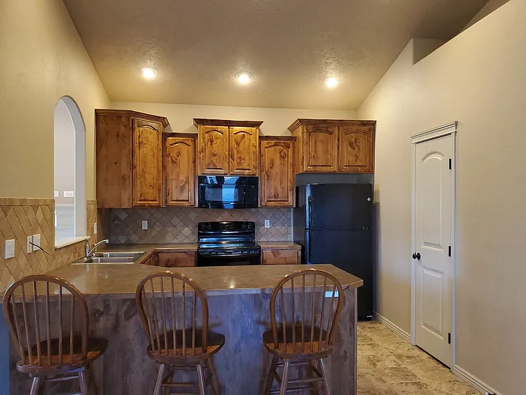 4289 S Lipori Ave — Photo 5