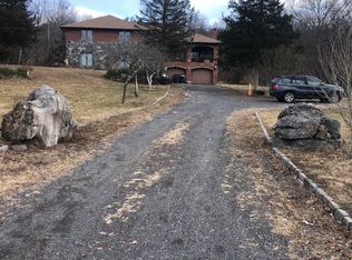 552 N Route 32 FLOOR 1, New Paltz, NY 12561